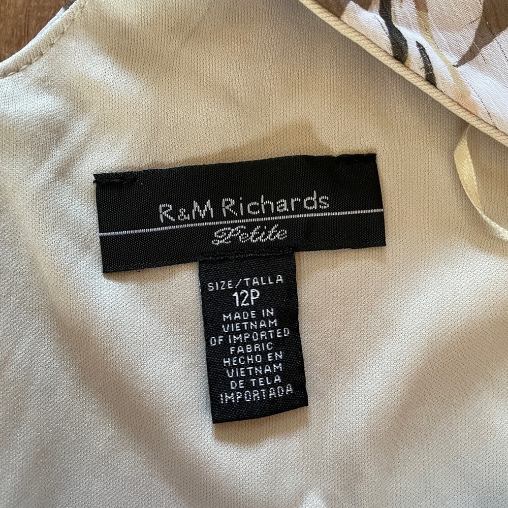R&M Richards Floral Sleeveless Gown Dress Size 12P Petite Bejeweled Empire Waist - Picture 8 of 10